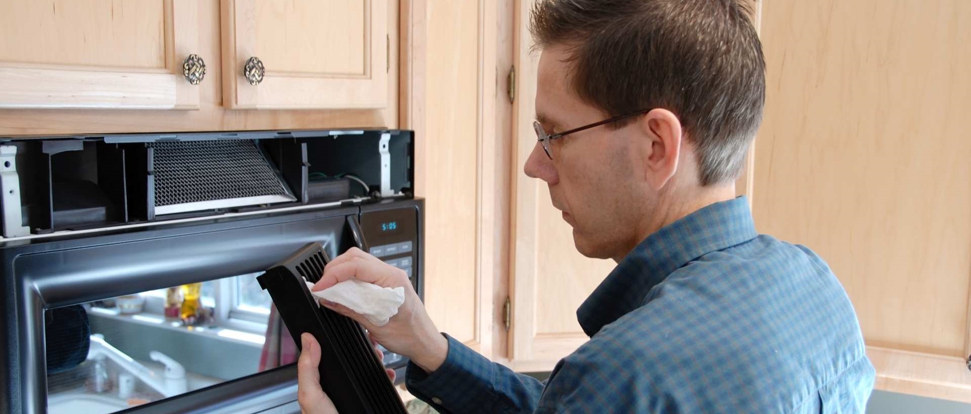 Kitchen fitters TW17